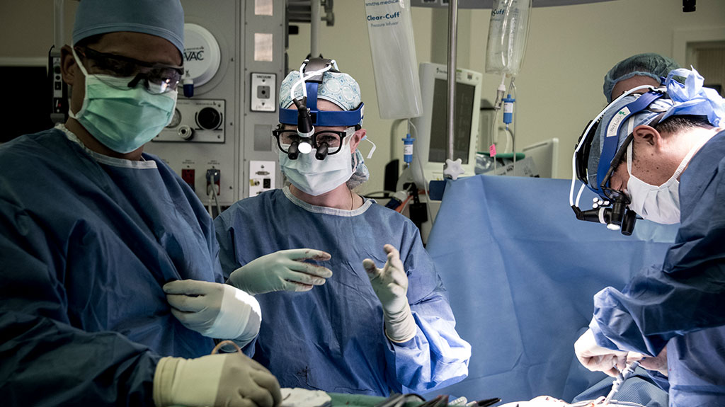 dual-spinal-surgery-scrub-nurse-chen-feldman
