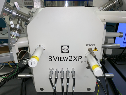 Gatan 3View2XP In-chamber microtome