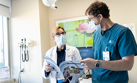 Robert Benveniste, City of Hope nurse, and Kathleen Burns, City of Hope nurse practitioner