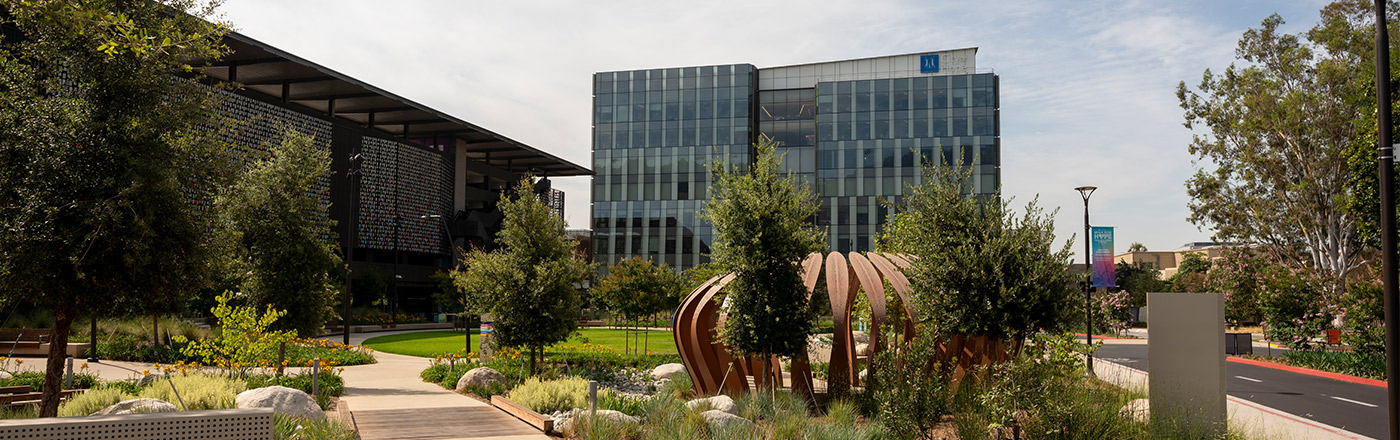 Exterior of Hope Plaza outpatient center