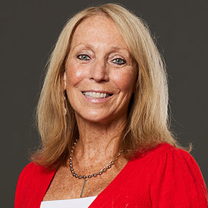 Sheila Hartigan, an oncology information specialist and relationship manager on the Community Engagement Outreach Team at City of Hope® Cancer Center Chicago