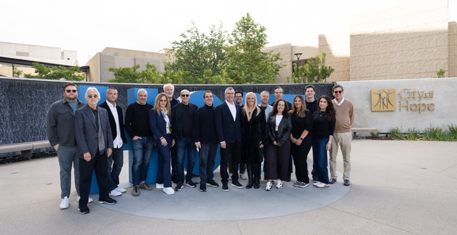 Larry Mestel, CEO of Primary Wave Music, 2026 MFEI Spirit of Life Honoree with group