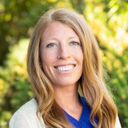 Natalie Johnson headshot