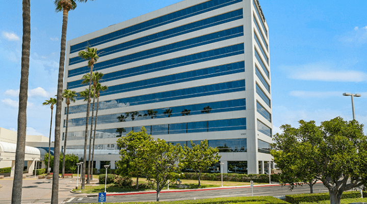 City of Hope Irvine Sand Canyon building