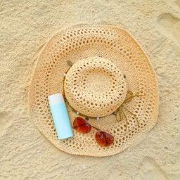 Sun hat in the sand