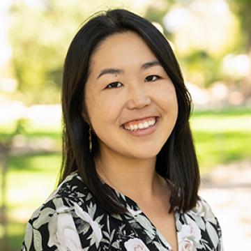 Ashley Mochizuki, Associate genetic counselor, Divsion of Clinical Cancer Genomics