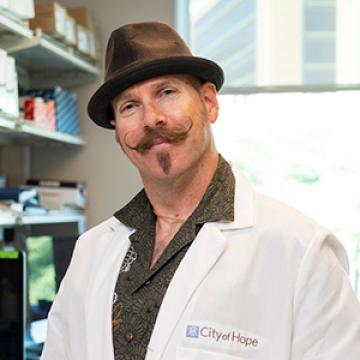 Chris Walker, senior clinical research associate | Stephen Gruber Lab | City of Hope