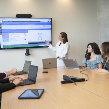 Stacy Gray, Ph.D., staff meeting | Division of Cancer Genomics | City of Hope