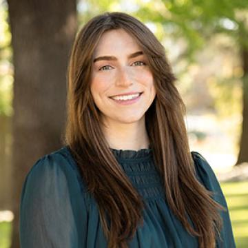 Elise Sobotka, Associate genetic counselor, Division of Clinical Cancer Genomics