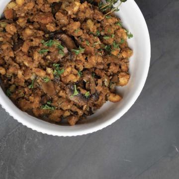 Cornbread and Mushroom-Thyme Stuffing