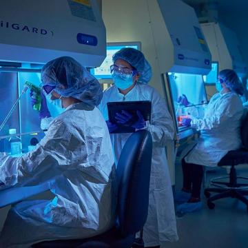 Researchers at the Center for Clinical Research at City of Hope