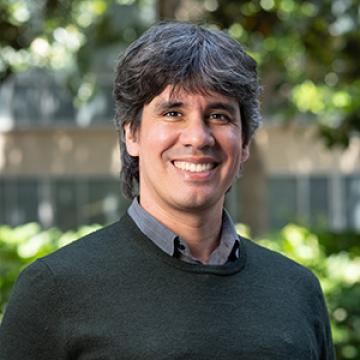Antonio L.C. Gomes, Ph.D., Bioinformatics Director, Microbiome Program | City of Hope