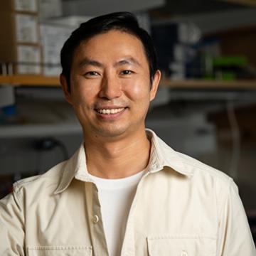 Portrait photo of Jian Ye, Ph.D.