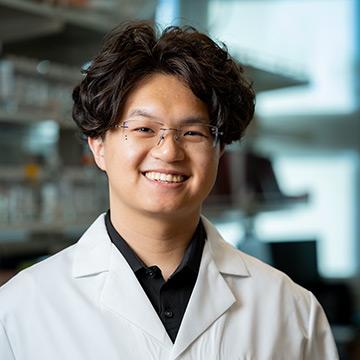 Zhexin Liu