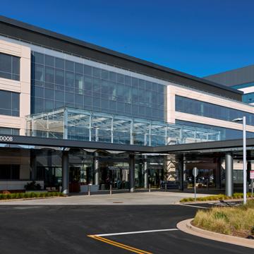 Lennar Foundation Cancer Center Exterior