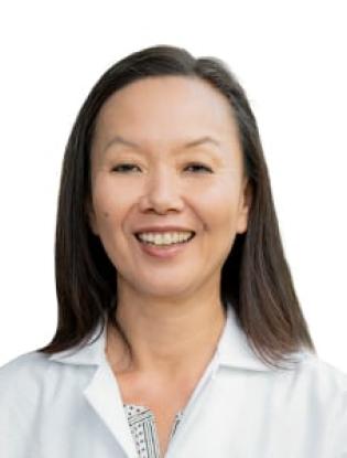 Anna Kim Anna Kim bio image