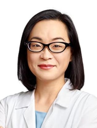 Meet Medical Oncologist/Hematologist Christina H. Yeon, M.D.