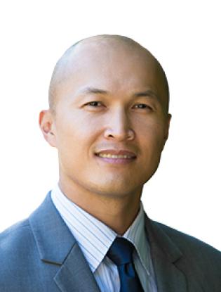 Meet Urologist Jonathan Yamzon, M.D.