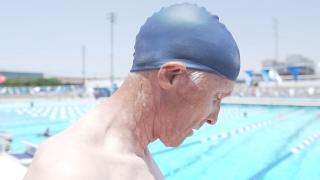 jim-belardi-preparing-to-swim