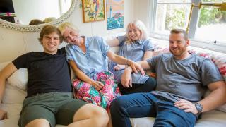 City of Hope Orange County Donor Donna McNutt and her 3 kids