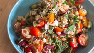 Greek Pasta Salad With Chickpeas and Herbs