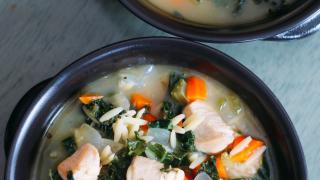 Lemon Chicken Orzo Soup
