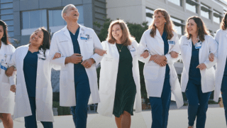 Answering the call: City of Hope Orange County nursing leader is twice-recognized for excellence
