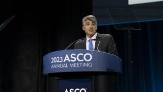 Alex Herrera making a speech at ASCO 2023
