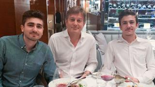 Van den Brink sons