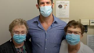 Dan Raz with Sisters Hero| City of Hope
