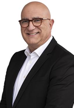 Meet Director Joseph Alvarnas, M.D.
